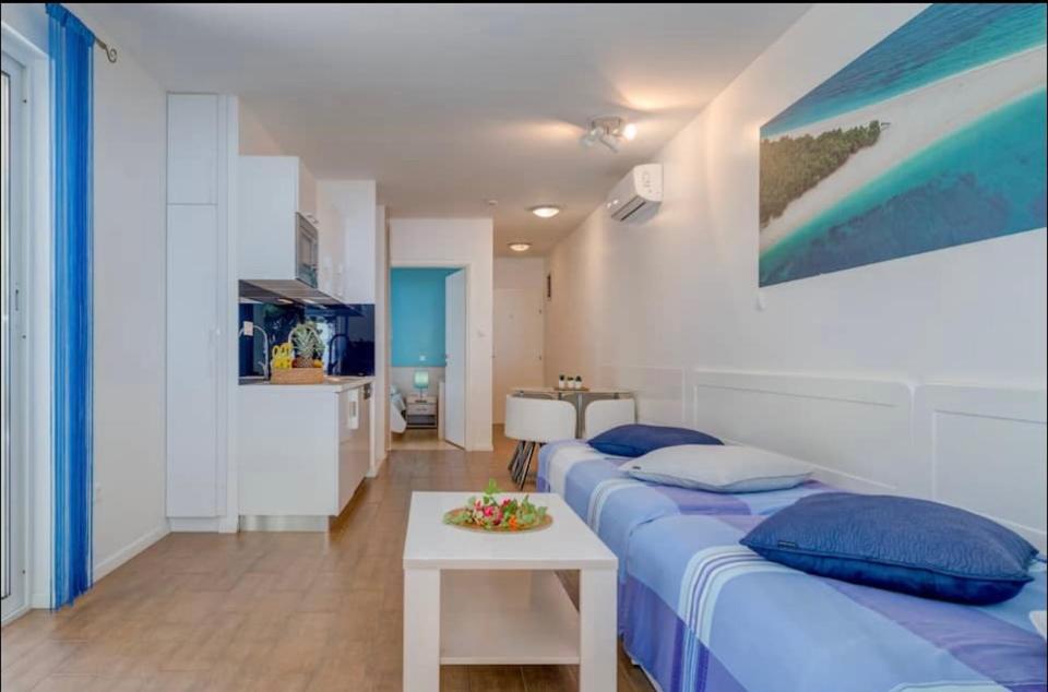 Apartment Promenade Zlatni Rat Bol Luaran gambar