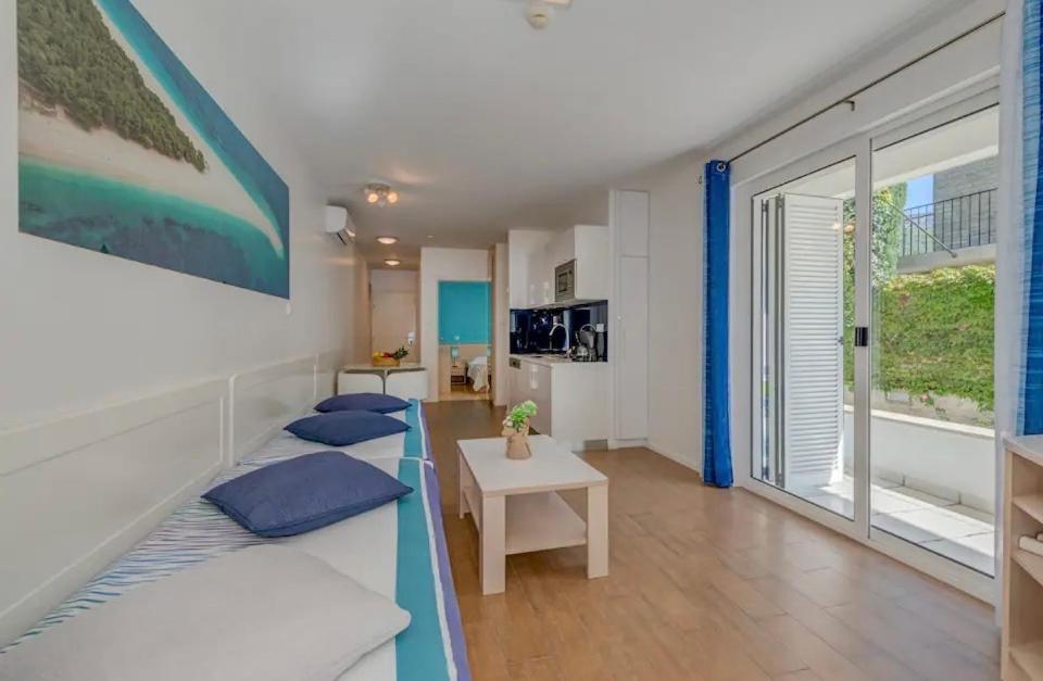 Apartment Promenade Zlatni Rat Bol Luaran gambar