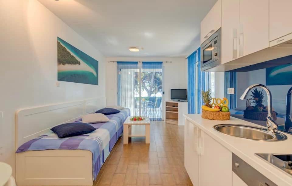 Apartment Promenade Zlatni Rat Bol Luaran gambar