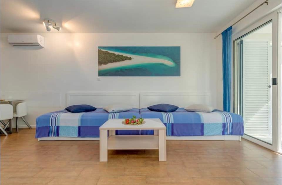 Apartment Promenade Zlatni Rat Bol Luaran gambar
